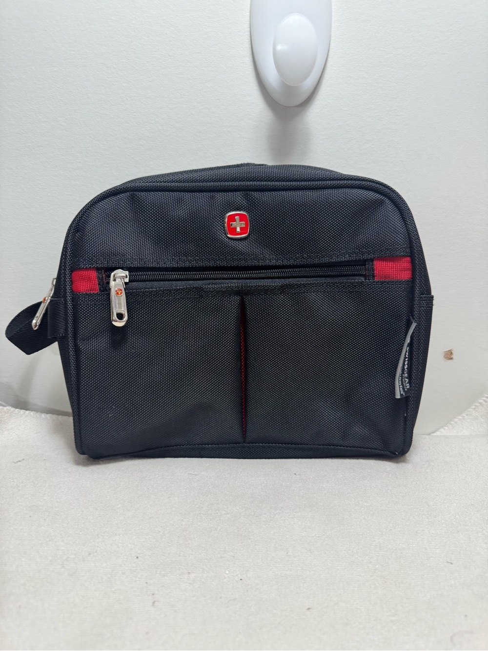 SwissGear Black Toiletry Organizer with Red Accents New condition